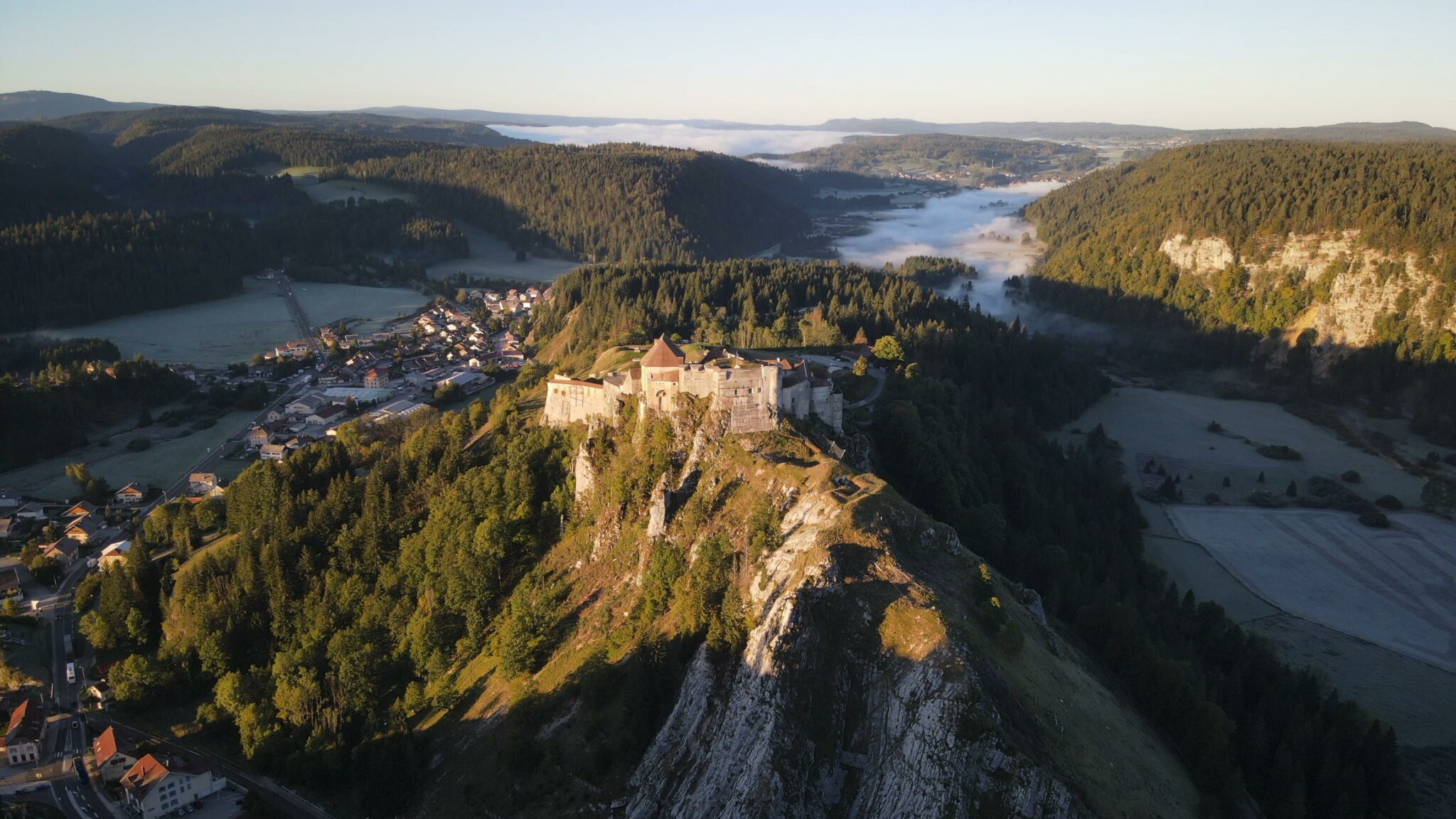 Photographies aériennes en drone vers Pontarlier dans le Doubs